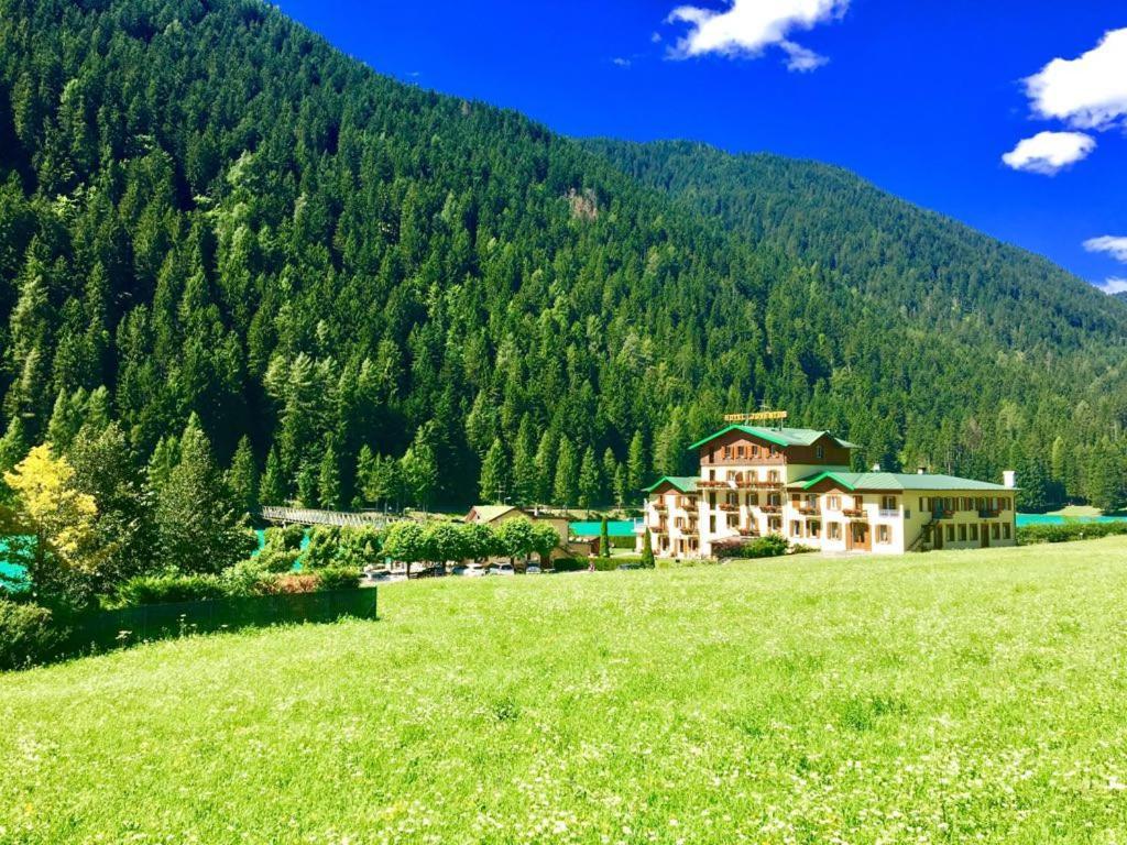 Hotel Juventus Auronzo di Cadore Exterior photo